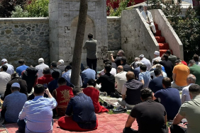 fetih-ruhu-beykozda-yeniden-canlandi-ilk-cuma-kilindi (6)