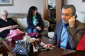 ozgur-ozel-ve-ozlem-gurzel-koseler-ailesini-unutmadi (2)