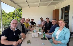 AK Parti’den Yenimahalle Spor Kulübü’ne tebrik ziyareti