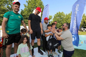 Beykoz'da babalar sahada ter döktü