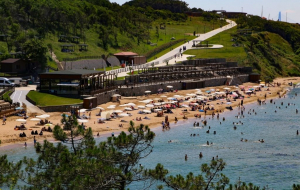 Elmasburnu Plajı’nda kadınlara özel günler belli oldu