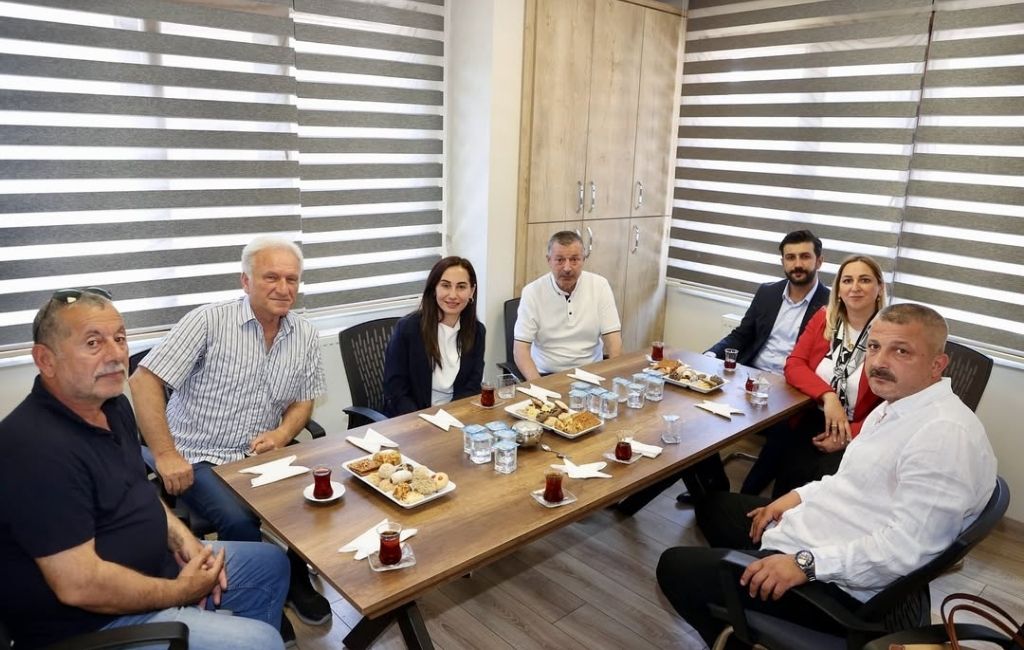 Başkanvekili Gürzel Beykoz’da sokağa çıktı