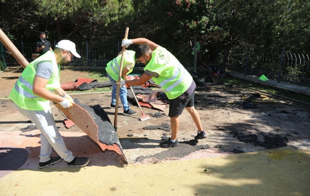 Beykoz'da 70 personel 20 araçla mahalle onarıyor