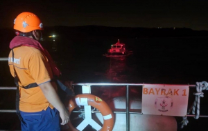 Beykoz’da sürüklenen teknedeki 4 kişi kurtarıldı