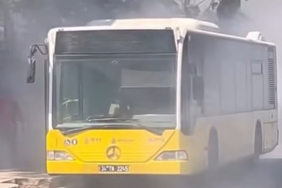 beykoz-riva-iett-otobusunde-yangin-panigi