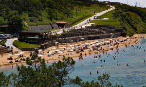İlçemiz Beykoz sınırlarında, Karadeniz'e kıyısı bulunan sahiller, plajlar ve koylarda dalga boyu yüksekliği sebebiyle, 5442 Sayılı İl İdaresi Kanunu gereğince; 🔴06.08.2025 (Çarşamba), 🔴07.08.2025 (Perşembe), 🔴08.08.2025 (Cuma), 🔴09.08.2025 (Cumartesi), 🔴10.08.2025 (Pazar), (5 gün) günlerinde denize girmek yasaklanmıştır.