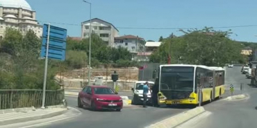beykozda-otomobil-ile-iett-otobusu-carpisti