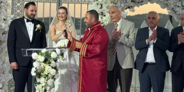 siyaset-camiasini-beykozda-bulusturan-dugun.