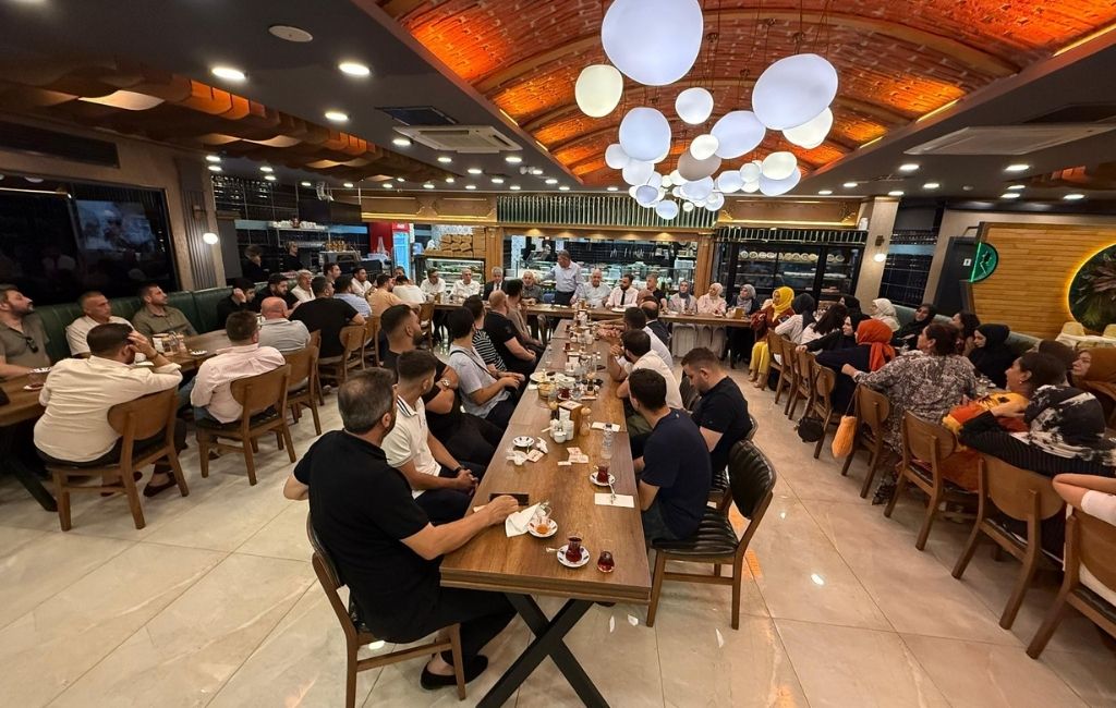 AK Parti Beykoz'da 24. yılını kutladı