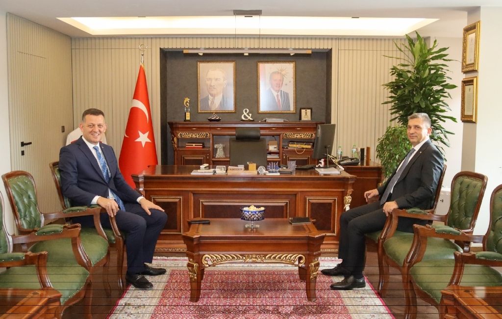 Antalya Valisi'nden Beykoz Kaymakamı'na ziyaret