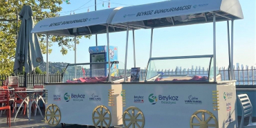 Beykoz Dondurmacısı sahilde satışa başladı