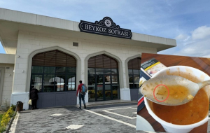 Beykoz Sofrası'nda çorbanın içinden kurt çıktı! (1)