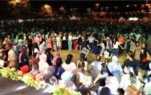 Diğer durumu bilmiyorum. Özel kalemden memur oldu kendisi.