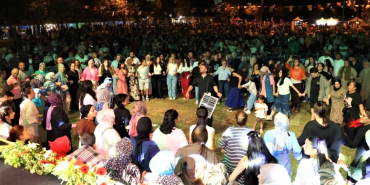 Diğer durumu bilmiyorum. Özel kalemden memur oldu kendisi.