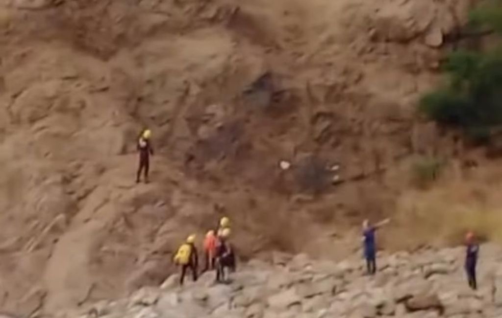 Beykoz’da gençler Anadolu Feneri’nde mahsur kaldı!