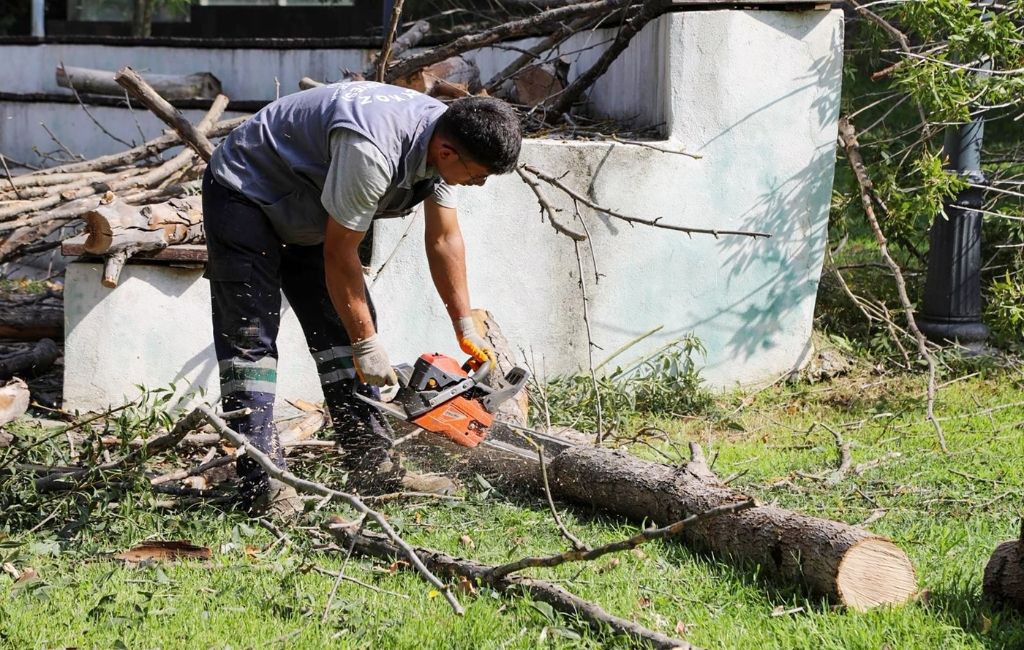Beykoz’un bakım timi Göztepe’de sahaya indi