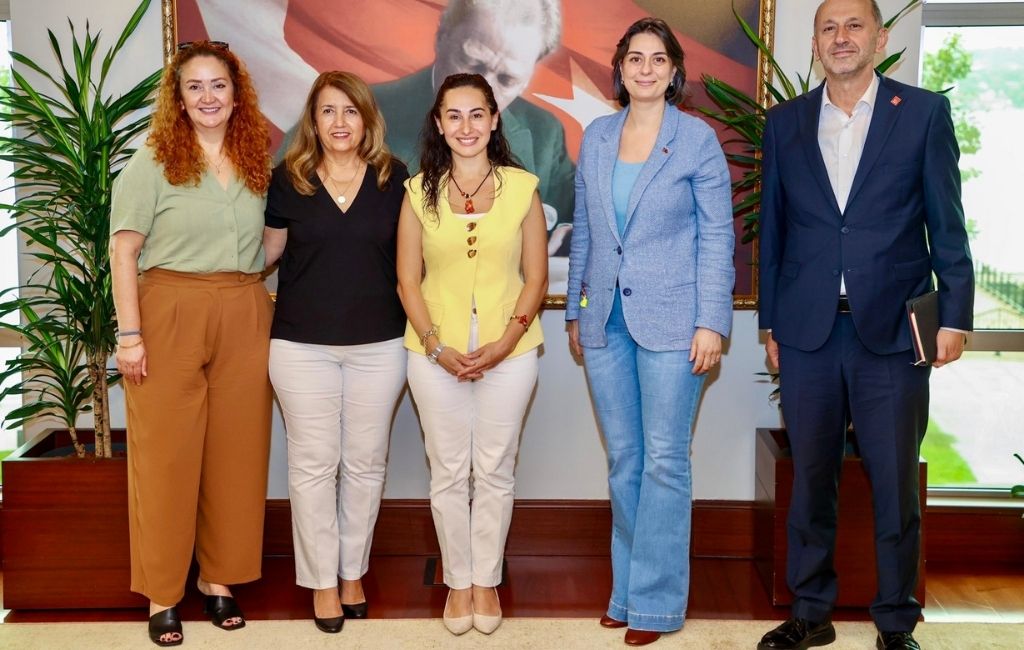 İki kadın başkan Beykoz Belediyesi'nde buluştu