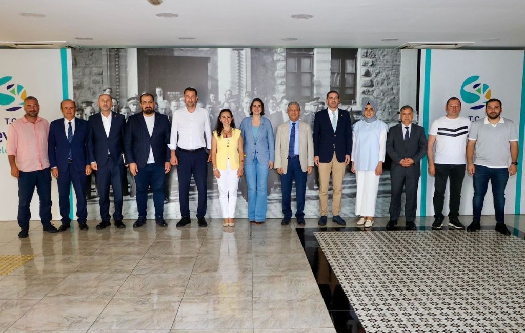 İki kadın başkan Beykoz Belediyesi'nde buluştu