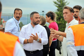 melih-karakaya-ekipleriyle-soguksuya-cikarma-yapti (1)