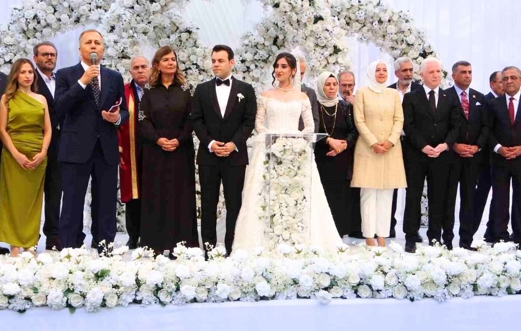 Devlet erkanı Beykoz’daki bu düğünde buluştu