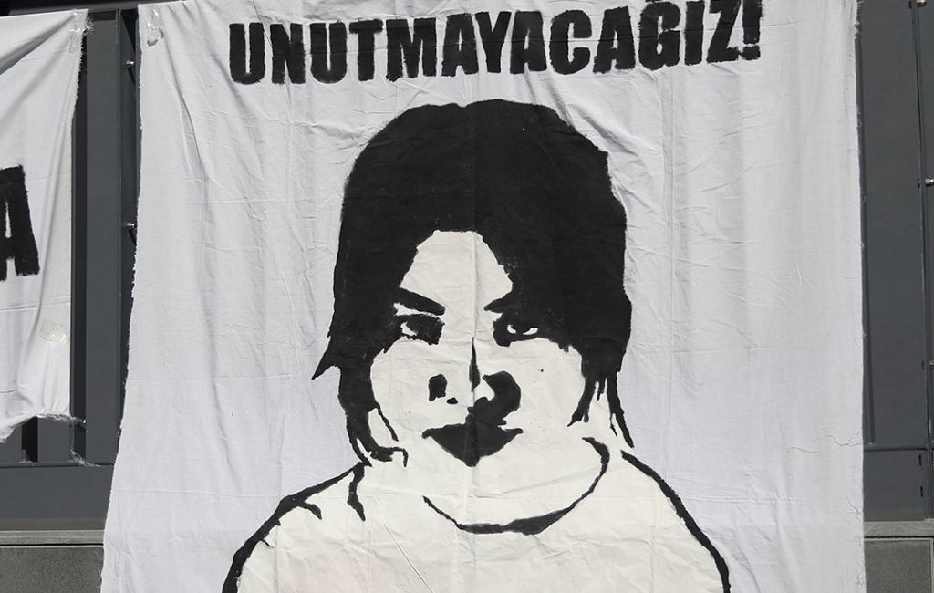 Beykoz öğrencileri Ayşenur ve İkbal’i unutmadı