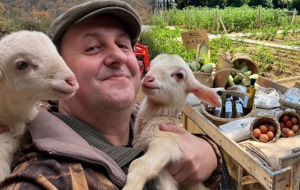 İlker Ayrık 5 yıldır Beykoz’da çiftçilik yapıyor! (1)