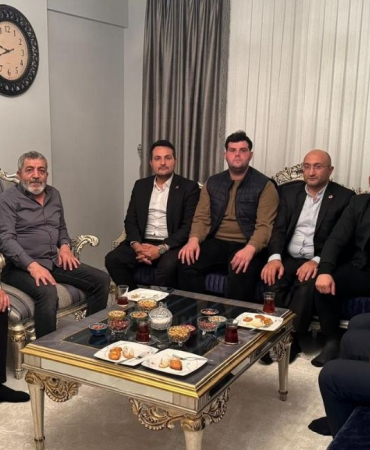 MHP Beykoz'un 7 mahallesinde 20 eve misafir oldu (6)