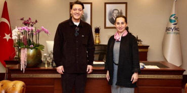 Mesut Özil ve Beykoz Belediye Başkanvekili görüştü