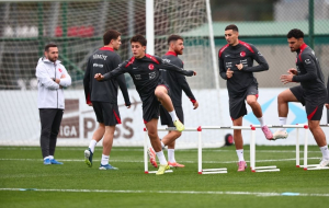 A Millî Takım Bulgaristan maçına Riva'da hazırlanıyor