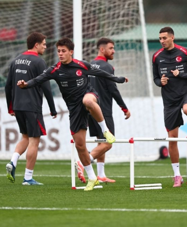 A Millî Takım Bulgaristan maçına Riva'da hazırlanıyor