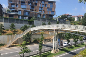 Beykoz Acrloft üst geçidi çürümeye terk edildi!