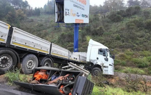 Beykoz’da sağanak yağış kazayı getirdi!