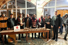 MHP Beykoz’da kandil geleneğini bozmadı (4)