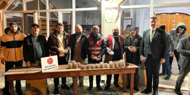 MHP Beykoz’da kandil geleneğini bozmadı (4)