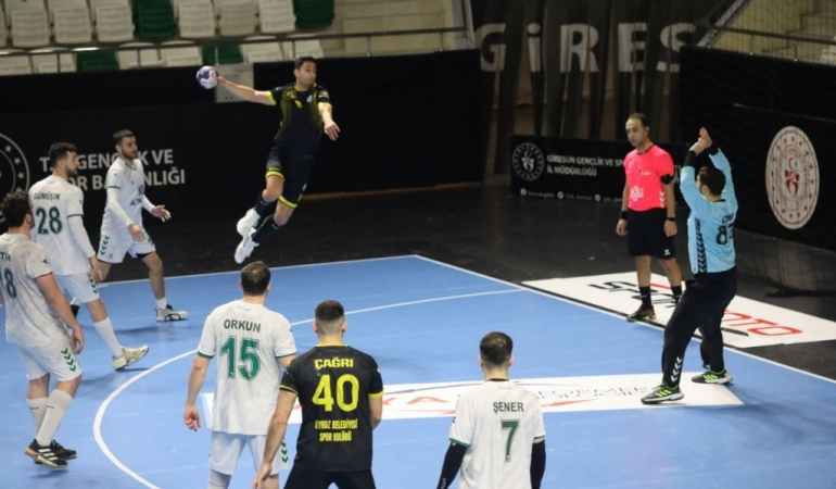 Beykoz Belediyespor, Giresun'a 35-31 yenildi (2)