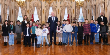 Beykoz'un minik öğrencilerinden Vali Gül'e ziyaret