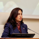 Gürzel’den Miniç’e sert tepki! Siz kaç parti değiştirdiniz