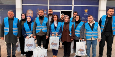 AK Gençlik Beykoz’da iftara yetişemeyenlerin yanında!