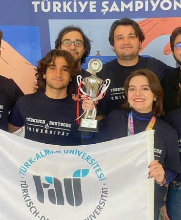 Beykoz öğrencilerinden satranç Türkiye üçüncülüğü!