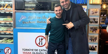 CZN Burak'ın tercihi Beykoz Balık Ekmek oldu!