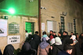 Kadir Gecesi’nde Hz. Yuşa Türbesi doldu taştı