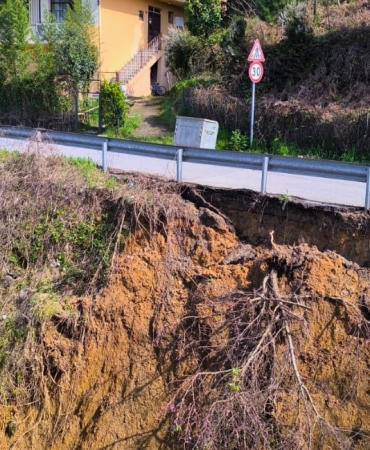 Beykoz Elmalı yolu tehlike saçıyor!