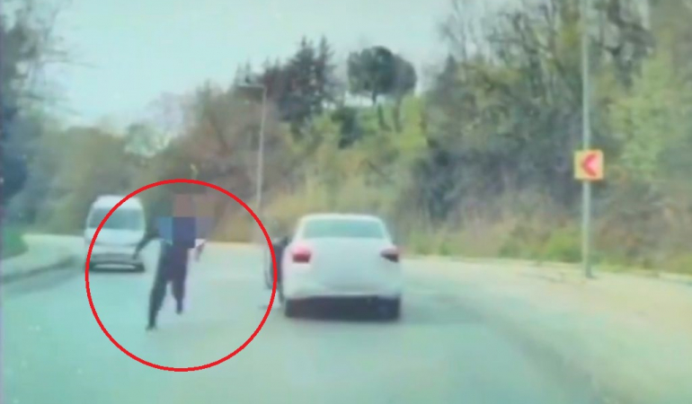 Beykoz trafiğinde kavga hamlesi pahalıya patladı! (1)