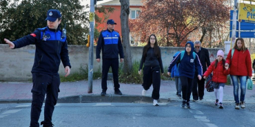 Beykoz’da okul önlerinde denetimler arttırıldı! (10)