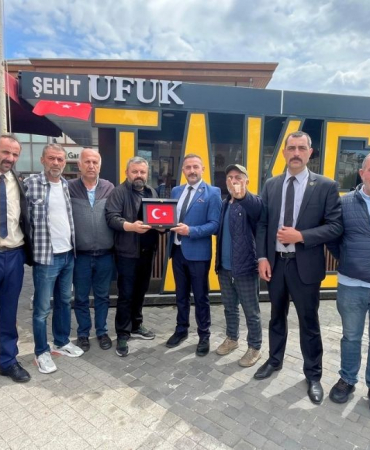 MHP Beykoz’dan duyarlı taksiciye anlamlı teşekkür!