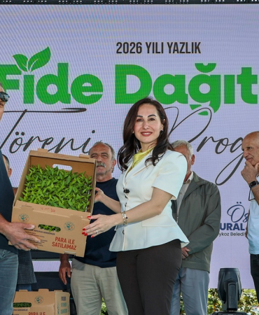 beykozda-1-milyon-700-bin-fide-toprakla-bulusuyor (8)
